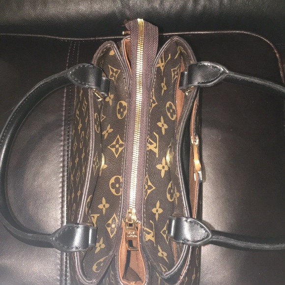 Handbag - Picture 4 of 4